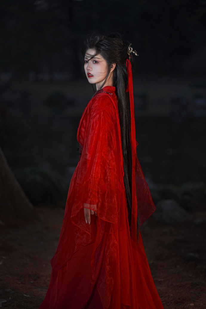 如何配合内链策略？